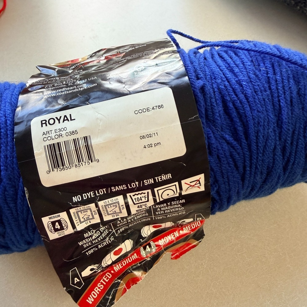 Royal Red‎ Heart Super Saver "ROYAL" Yarn 100% Acrylic 364 Yds Medium Weight NEW